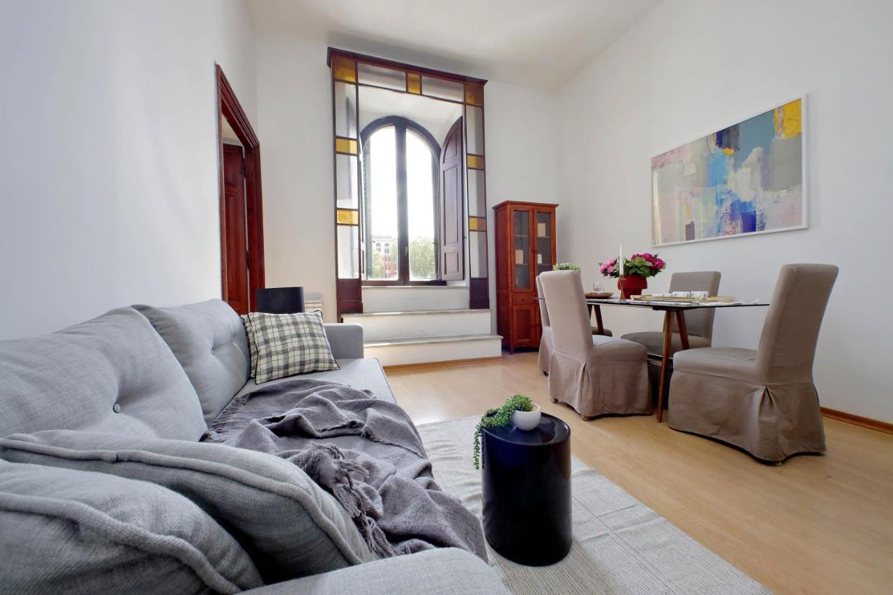 Cavour 2 Bedrooms Apartment Rome Exterior photo